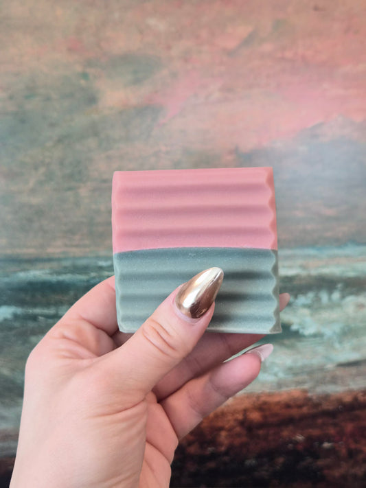 Venus Rising Luxury Beauty Bar