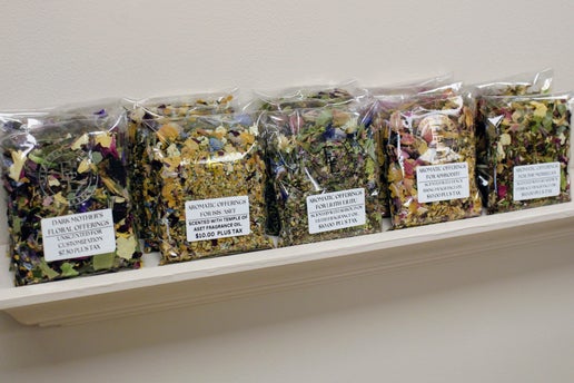 Aromatic Offering for The Morrigan - Loose Incense