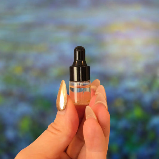 Shroud of Lilith Perfume Oil