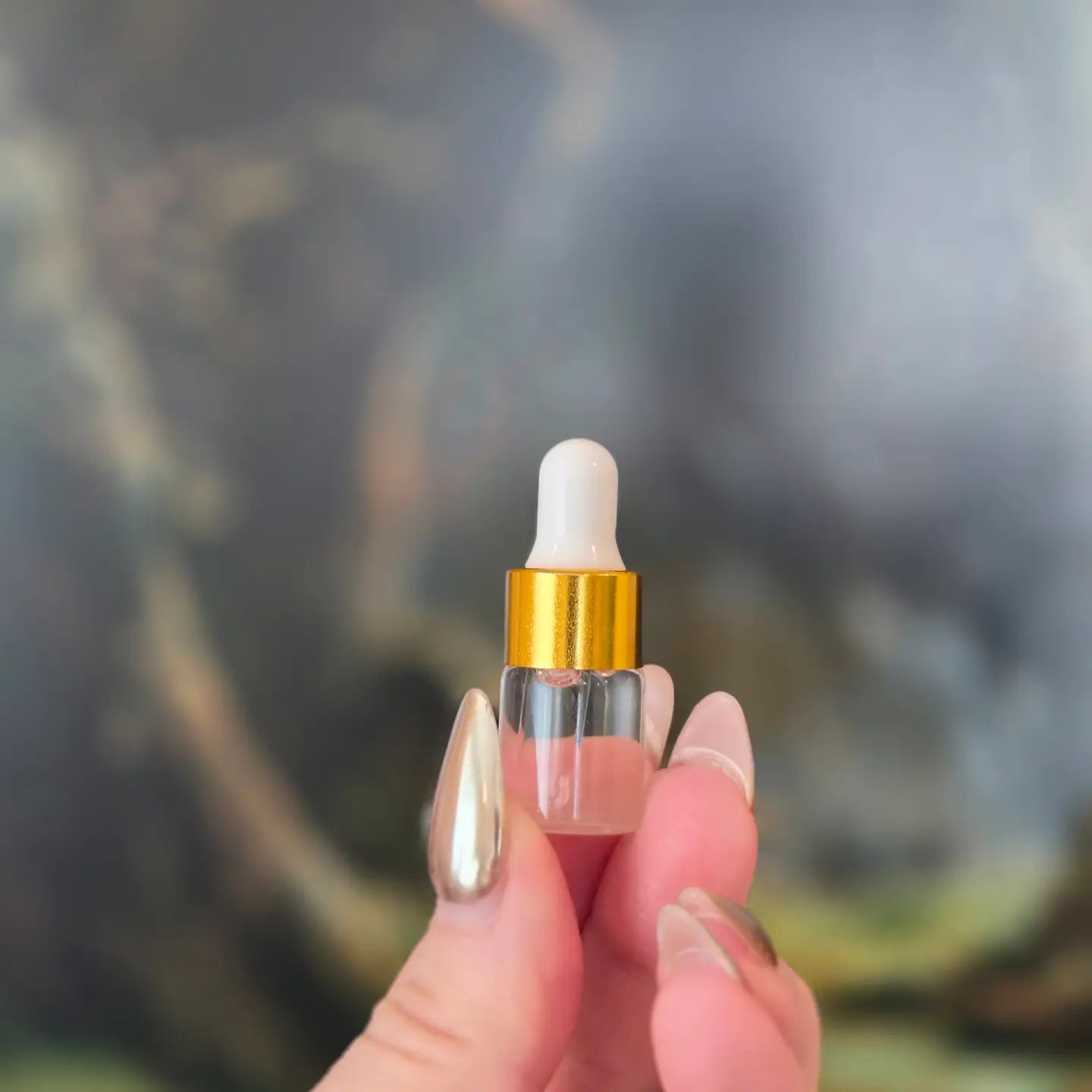 Shadow's Embrace Perfume Oil